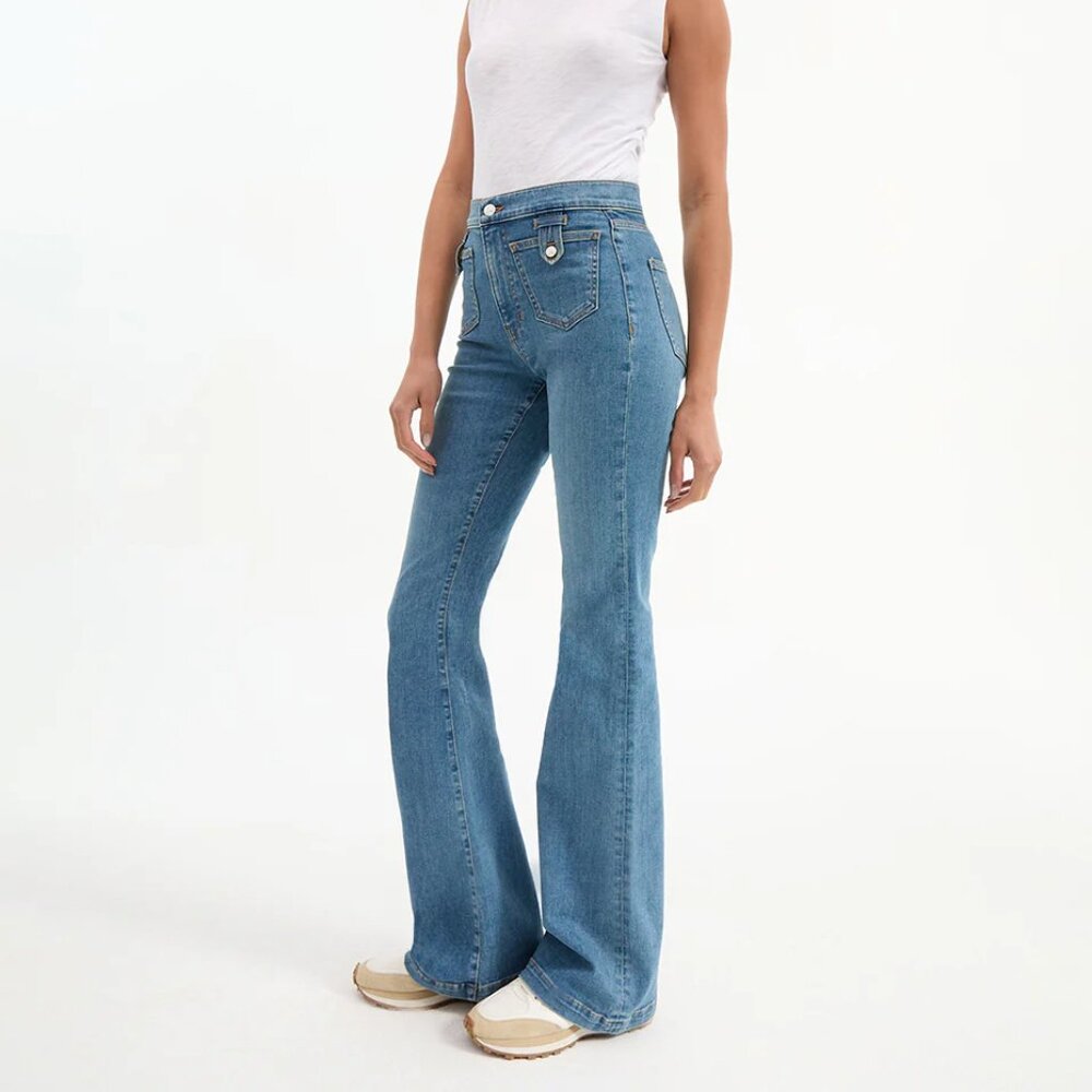 Veronica Beard Beverly Patch-Pocket Skinny-Flare Jean 32